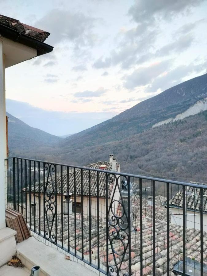 Casa Anversa Anversa Degli Abruzzi Luaran gambar